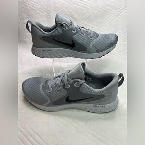 34: Nike Legend React (Grey) Size 10.5 (reg $180)